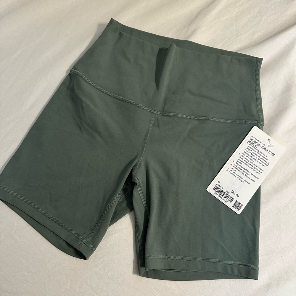 lululemon athletica grey eucalyptus align shorts NWT